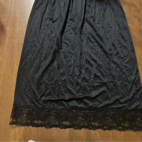 Vintage Other - Vintage black half slip M